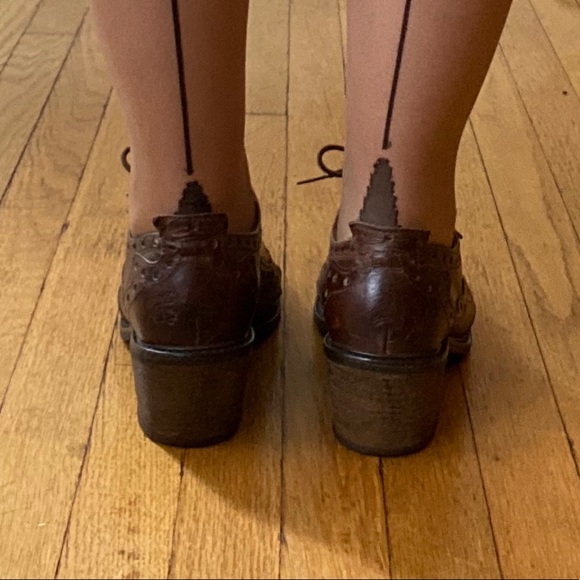 Fluevog Lois heeled oxfords. - Picture 3 of 8